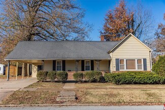 419 N 21st St, Herrin, IL 62948