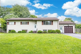 124 Summer Sky Dr, Rochester, NY 14623