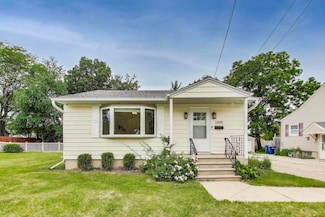 1005 N 13th St, Dekalb, IL 60115