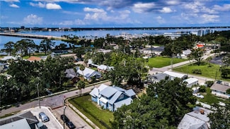 600 4th St W, Palmetto, FL 34221