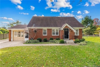 211 Forest Dr, Jeffersonville, IN 47130