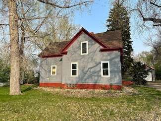 64 Spruce Ave S, Fessenden, ND 58438