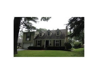 5611 Tahoe Ln, Fairway, KS 66205