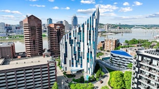 1 Roebling Way Unit 1006, Covington, KY 41011