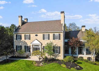 9123 Tartan Fields Dr, Dublin, OH 43017