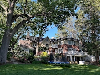 115 Aspen Ave, Auburndale, MA 02466