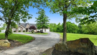8218 Neda Ln, Decatur, AR 72722