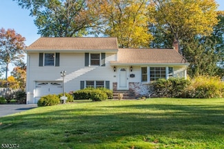 21 Weaver Place, East Hanover, NJ 07936