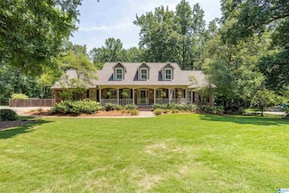 868 Ridgecrest Dr, Gardendale, AL 35071