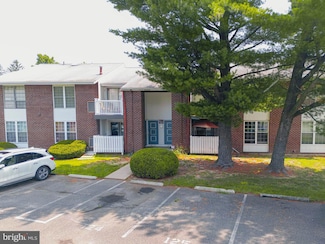 275 Green St Unit 5L5, Beverly, NJ 08010