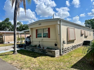 47 Palm Dr, Ellenton, FL 34222