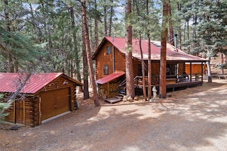 27 Bear Rd, Chama, NM 87520