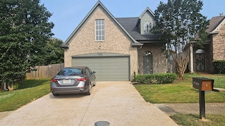 7122 Queens Crown Ct, Memphis, TN 38125