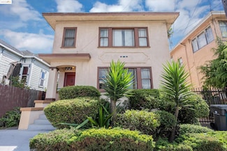 863 40th St, Emeryville, CA 94608