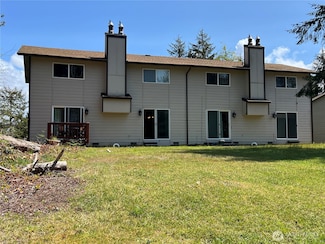 569 Sunset Ave NE Unit 2, Ocean Shores, WA 98569