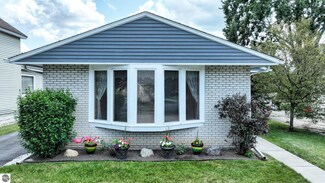 2723 Schemm St, Saginaw, MI 48602