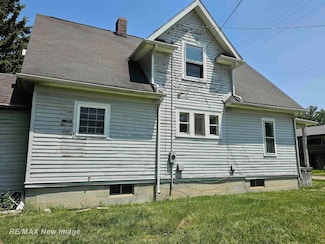 623 S Andre St, Saginaw, MI 48602