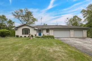 2261 E Gaisor Dr, Crete, IL 60417