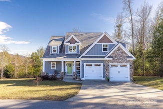 3 Jackson Meadow Rd, Fletcher, NC 28732