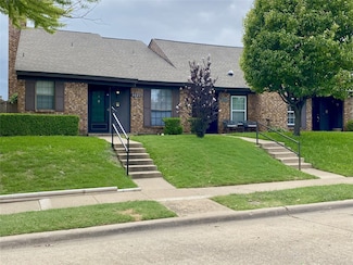 5021 Buttonwood Ln, Garland, TX 75043