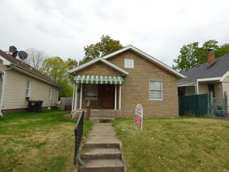 1213 College St, South Bend, IN 46628