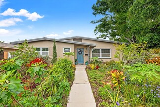 6677 Poinsettia Ave S, Saint Petersburg, FL 33707