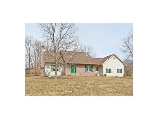 4079 Cedar Heights Trail, Center Point, IA 52213