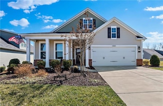 5050 Garnet Hill Dr, Clemmons, NC 27012