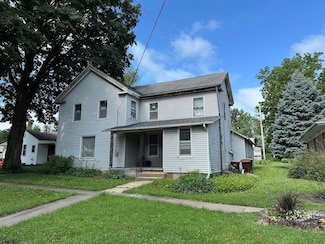 607 S Jackson St, Mount Carroll, IL 61053
