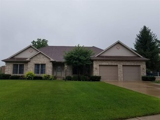 1503 N Lakeshore Dr, Marion, IN 46952