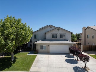 14383 Chamberlain Dr, Victorville, CA 92394