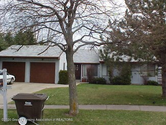 2907 Trudy Ln, Lansing, MI 48910