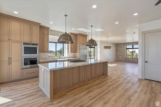 1602 E Center Pointe Dr Unit 1, Lehi, UT 84043