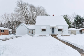 140 Oakside Ave, Mishawaka, IN 46544