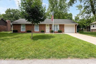 220 E Tilden Dr, Brownsburg, IN 46112