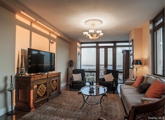 175 Huguenot St Unit 2403, New Rochelle, NY 10801