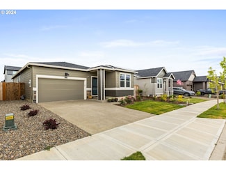 1334 SE Golden Chain Ave, Dallas, OR 97338