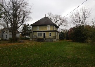 837 Oak St, Minonk, IL 61760
