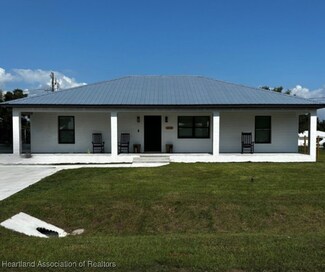 8306 SW Easy St, Arcadia, FL 34269