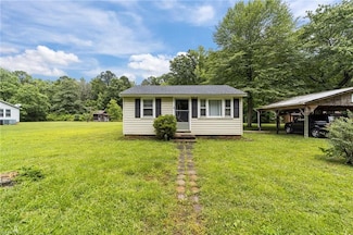125 J Nettie Dr, Lexington, NC 27292