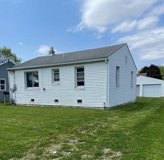 206 W 35th St, Connersville, IN 47331