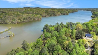5137 Smith Ln, Gainesville, GA 30506