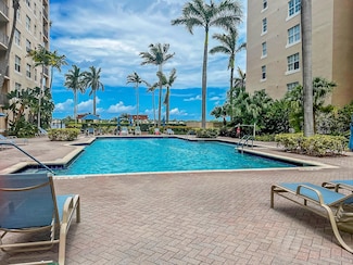 1805 N Flagler Dr Unit 206, West Palm Beach, FL 33407
