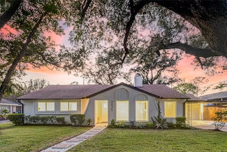2635 Bandelier Dr, Houston, TX 77080