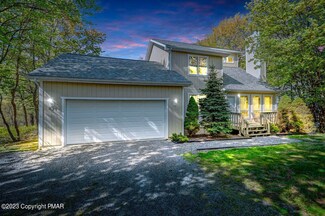 321 Clearview Dr, Long Pond, PA 18334