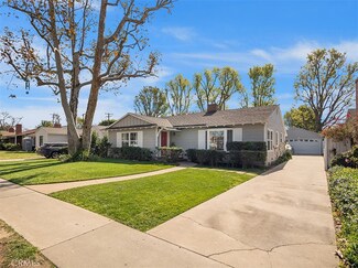 1218 W Santa Clara Ave, Santa Ana, CA 92706
