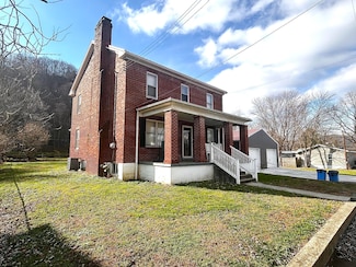 406 Front St, Vanceburg, KY 41179