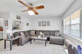 210 Chatham K, West Palm Beach, FL 33417