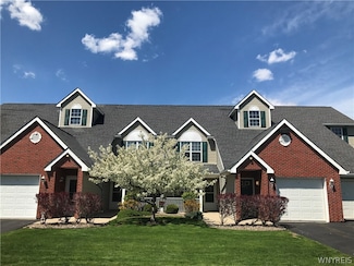 4100 Stonegate Ln Unit Townhome, Amherst, NY 14221