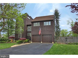 12 Signal Ct, Dayton, NJ 08810
